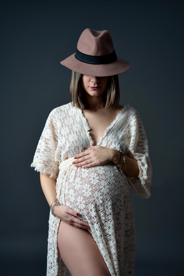 Fotógrafa de embarazadas en estudio en Madrid